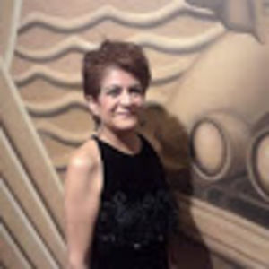 Meet your Posher, Juanita